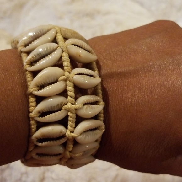 Bracelet - Picture 2 of 2